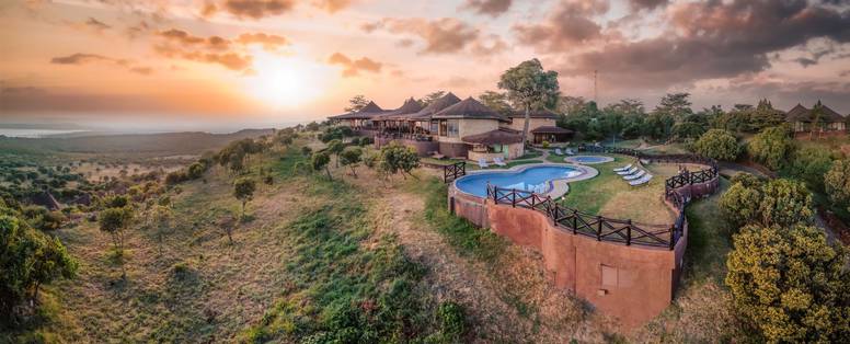 Pool panorama view Lake Nakuru Sopa Lodge 