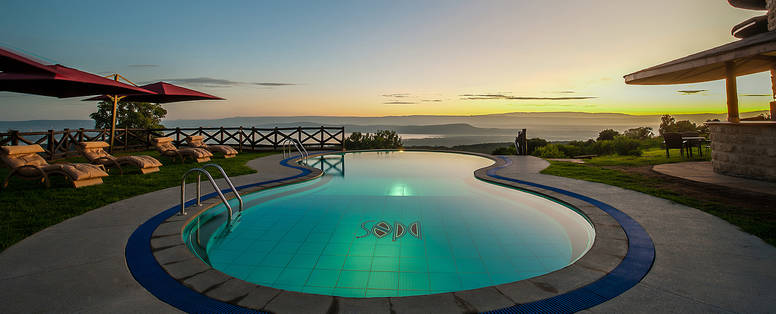 Zwembad met uitzicht 