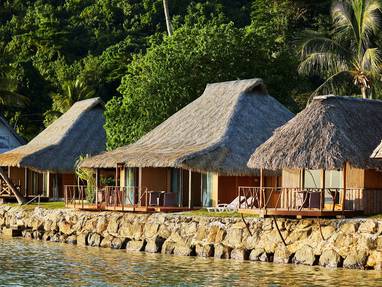 LMH_lagoon_front_bungalow_exterior_©_Bertrand_Duquenne_(2)