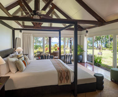 NAN-spa-suite-bedroom-scaled