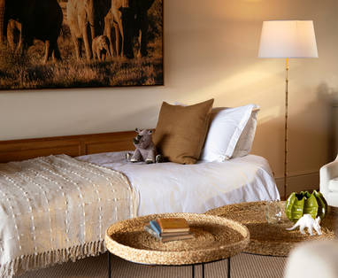 samara-karoo-family-suite-extra-kids-bed-maike-mcneill-high-res