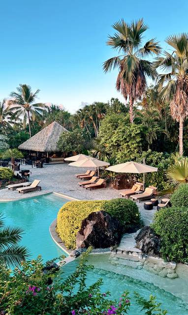 Pacific_Resort_Aitutaki_-__Black_Rock___Pool