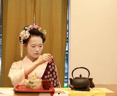 exo-travel-day-trips-japan-tea-river-cruise-with-a-maiko-in-fukuoka-gallery-45981283