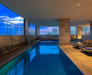 NBORN-Pool_View