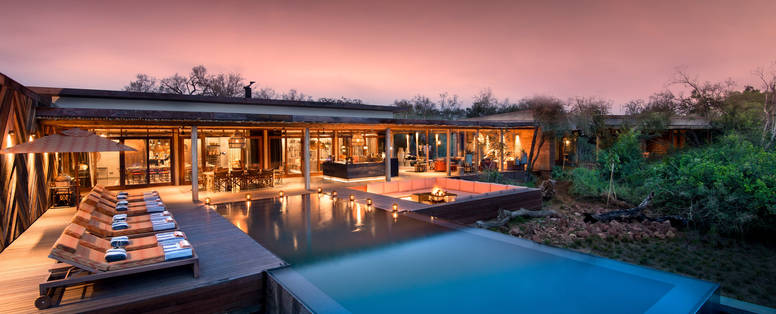 South-Africa-Phinda-Homestead-Guest-area-pool-loungers-at-sunset-High-Resolution-Width_5000px
