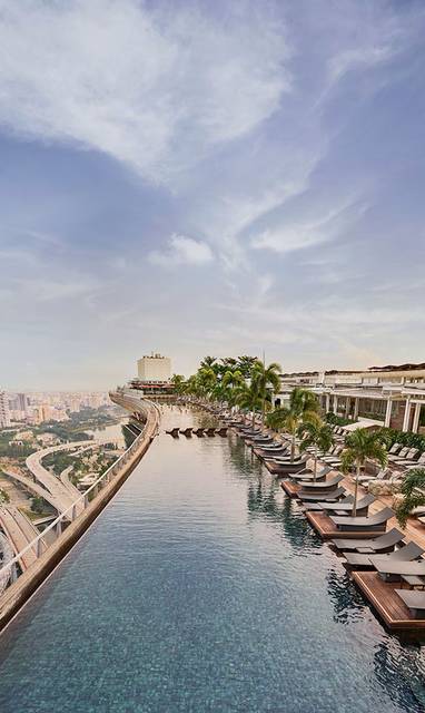 infinity-pool-1